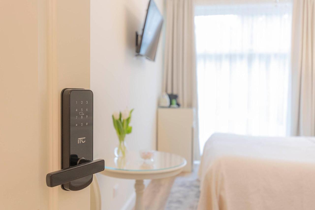 Crys: Rooms, Holiday, Business Верона Экстерьер фото
