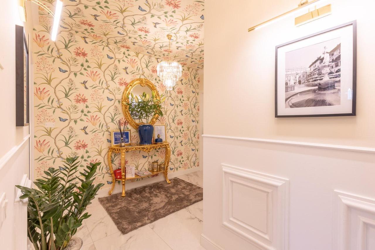 Crys: Rooms, Holiday, Business Верона Экстерьер фото